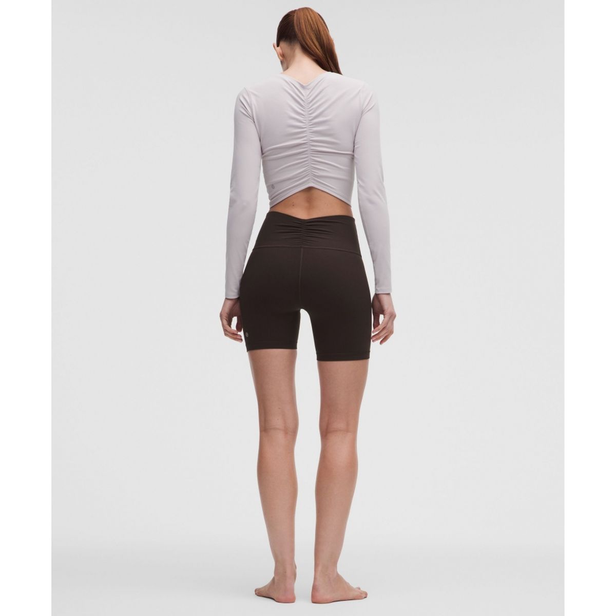 룰루레몬(LULULEMON) 올 잇 테익스 백 루시드 하이라이즈 쇼츠 6inch  MAMU