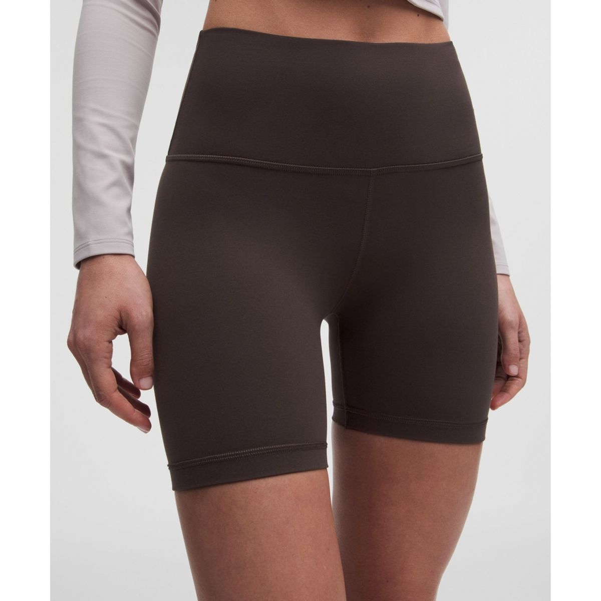 룰루레몬(LULULEMON) 올 잇 테익스 백 루시드 하이라이즈 쇼츠 6inch  MAMU