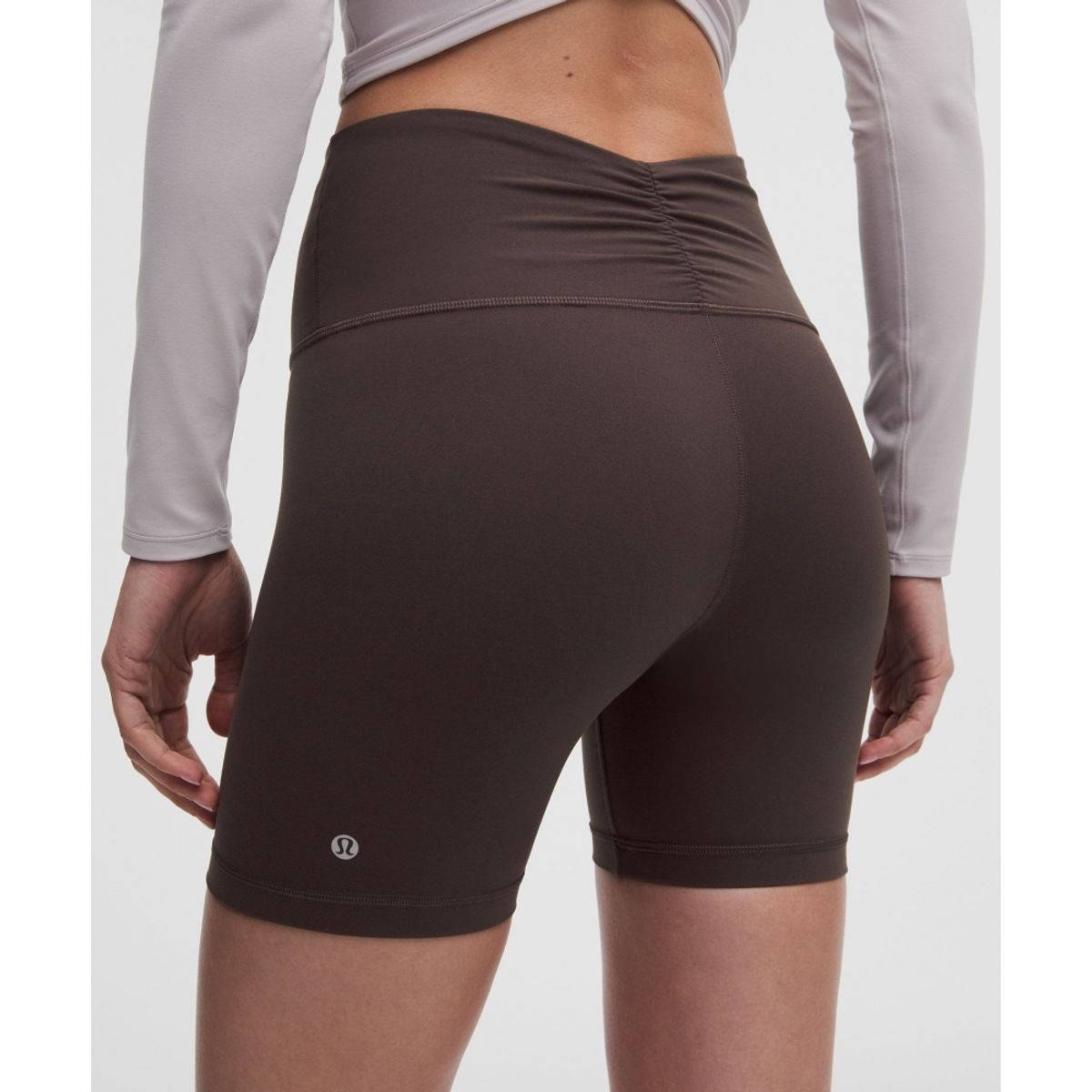 룰루레몬(LULULEMON) 올 잇 테익스 백 루시드 하이라이즈 쇼츠 6inch  MAMU