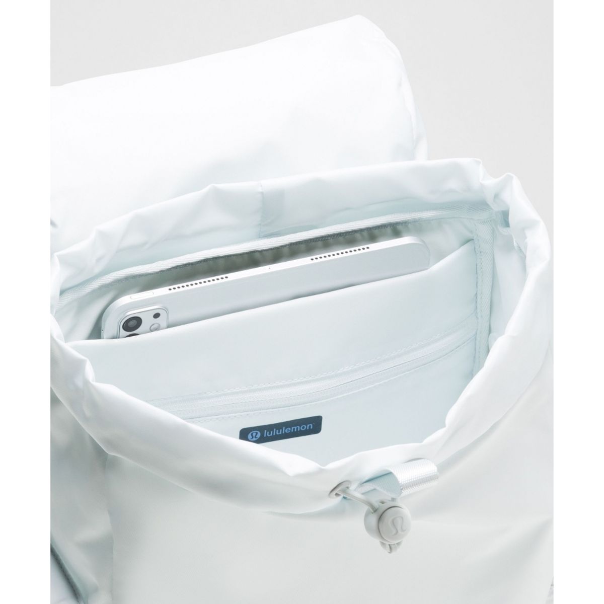 룰루레몬(LULULEMON) 원더러스트 백팩 스몰 14L *그립 핸들  PSTE SLVR