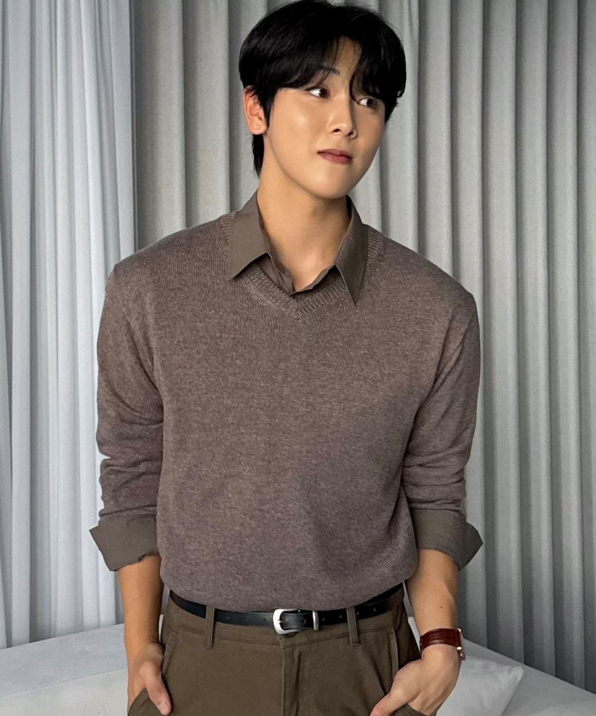 니티드(KNITTED) (UNISEX) 이지 캐시미어 브이넥 니트 ( 3 Color )