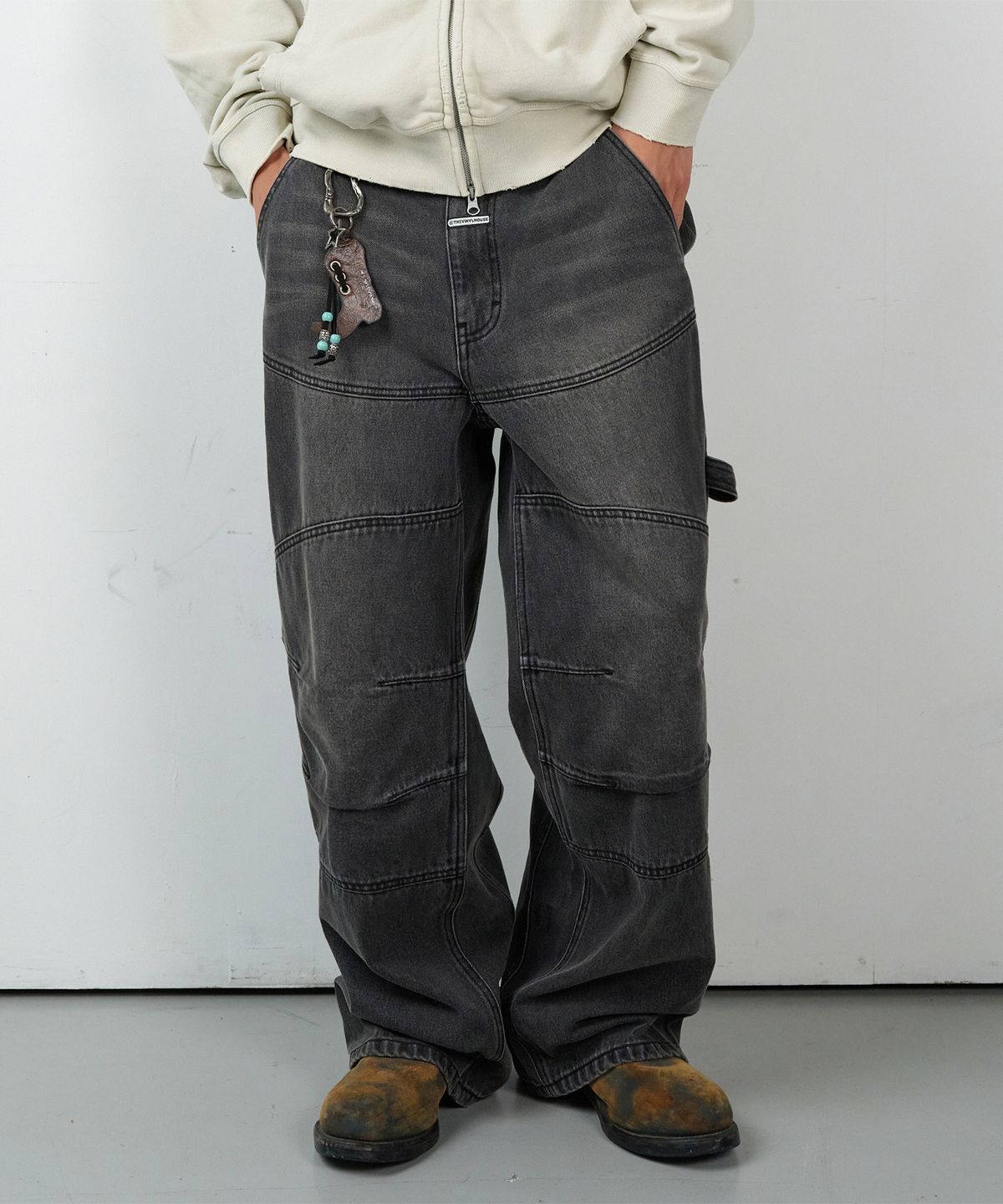 더바이닐하우스(THEVINYLHOUSE) ROUND DOUBLE KNEE DENIM PANTS BLACK