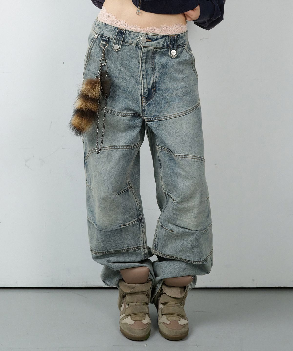 더바이닐하우스(THEVINYLHOUSE) ROUND DOUBLE KNEE DENIM PANTS LIGHT BLUE