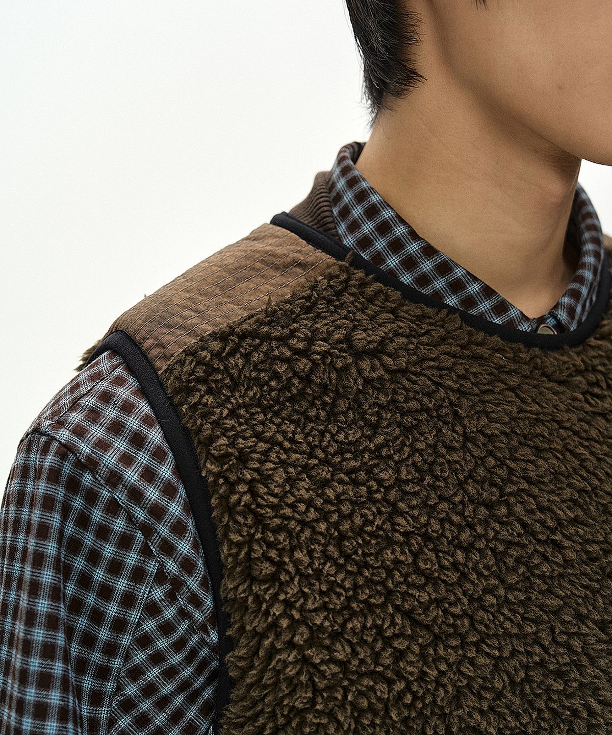 앤더슨벨(ADSB ANDERSSON BELL) SORANO PATCHWORK FLEECE VEST (TAUPE)