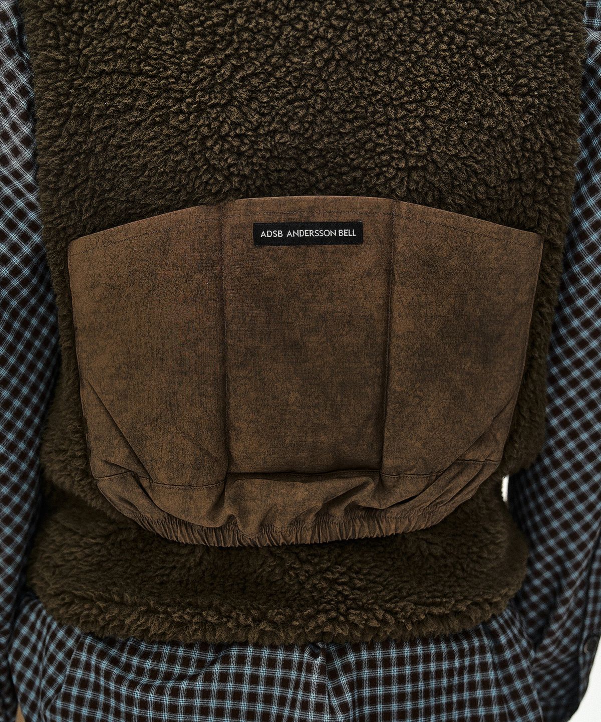 앤더슨벨(ADSB ANDERSSON BELL) SORANO PATCHWORK FLEECE VEST (TAUPE)