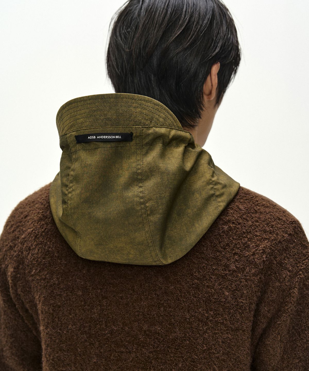 앤더슨벨(ADSB ANDERSSON BELL) ORTE TERRY HALF ZIP UP HOODIE (BROWN)