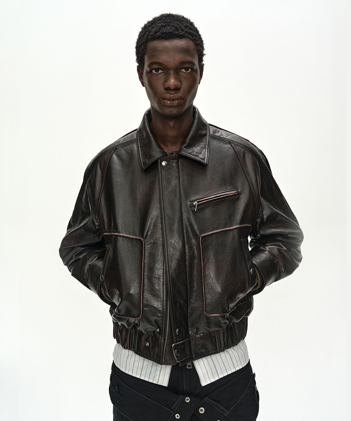 앤더슨벨(ADSB ANDERSSON BELL) BUFFALO LEATHER BOMBER JACKET (DARK BROWN)