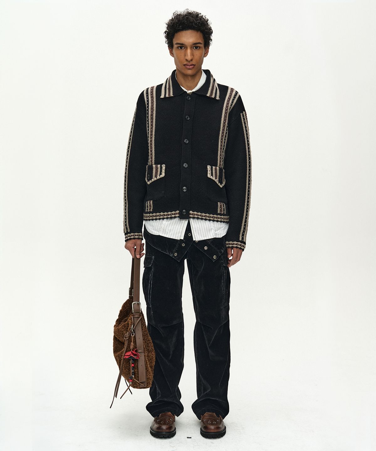 앤더슨벨(ADSB ANDERSSON BELL) FANTASIA 26 HEAVY WOOL CARDIGAN (BLACK)