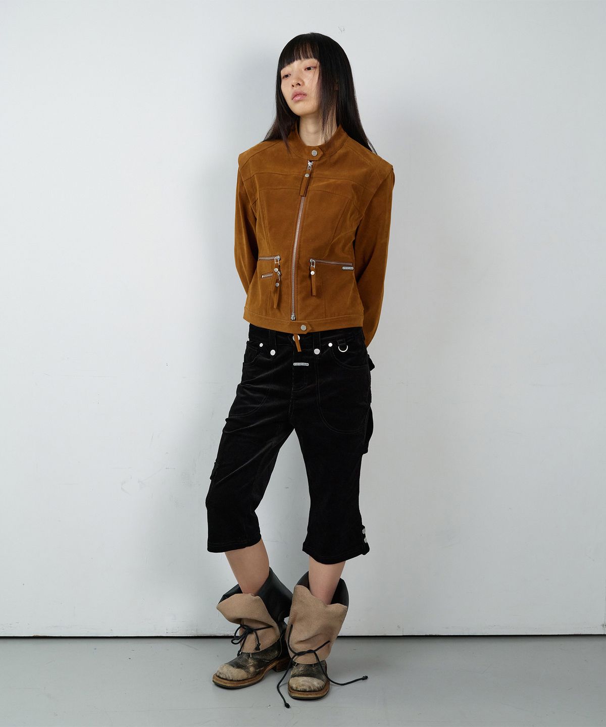 더바이닐하우스(THEVINYLHOUSE) UTILITY CORDUROY CAPRI PANTS(W) BLACK
