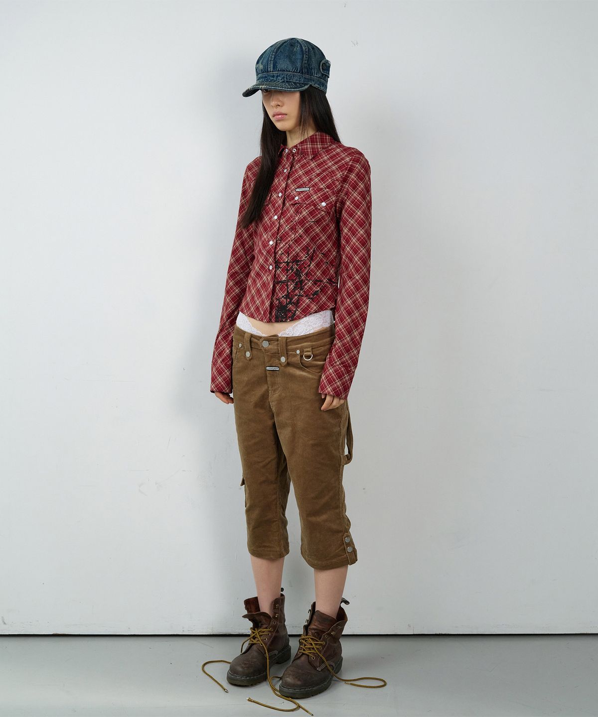 더바이닐하우스(THEVINYLHOUSE) UTILITY CORDUROY CAPRI PANTS(W) BROWN