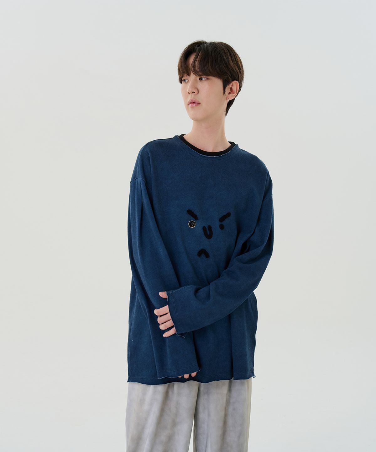와이쏘씨리얼즈(WHYSOCEREALZ) Forever Serious Longsleeve (midnight)