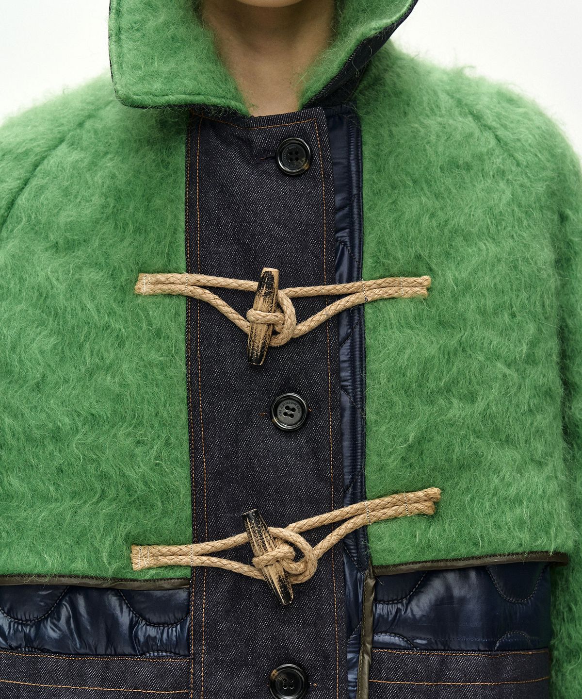 앤더슨벨(ADSB ANDERSSON BELL) LAWN HAIRY WOOL QUILTED DUFFLE COAT (LICHEN GREEN/BLACK)