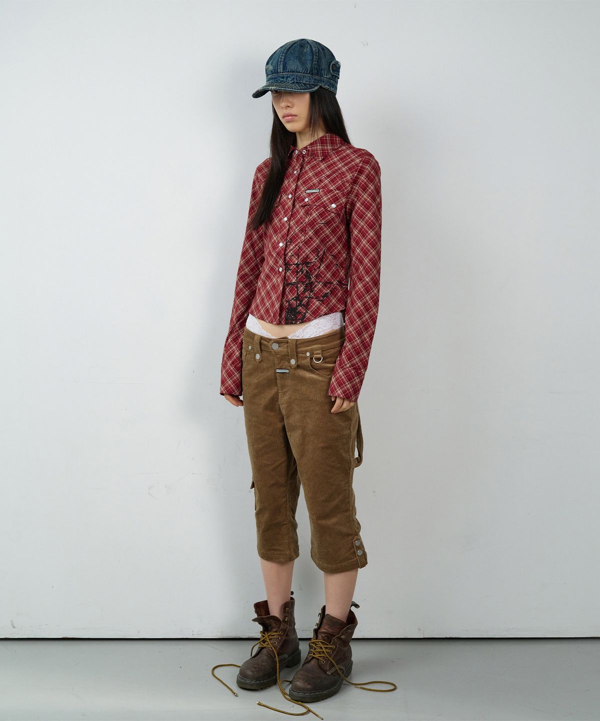 더바이닐하우스(THEVINYLHOUSE) PAINTING CROP CHECK SHIRTS(W) RED