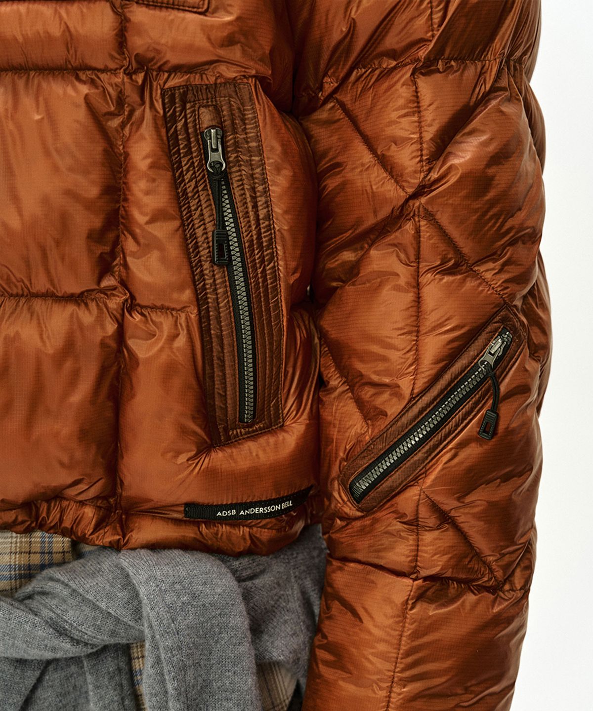 앤더슨벨(ADSB ANDERSSON BELL) UNISEX TORINO LIGHTWEIGHT DOWN JACKET (ORANGE)