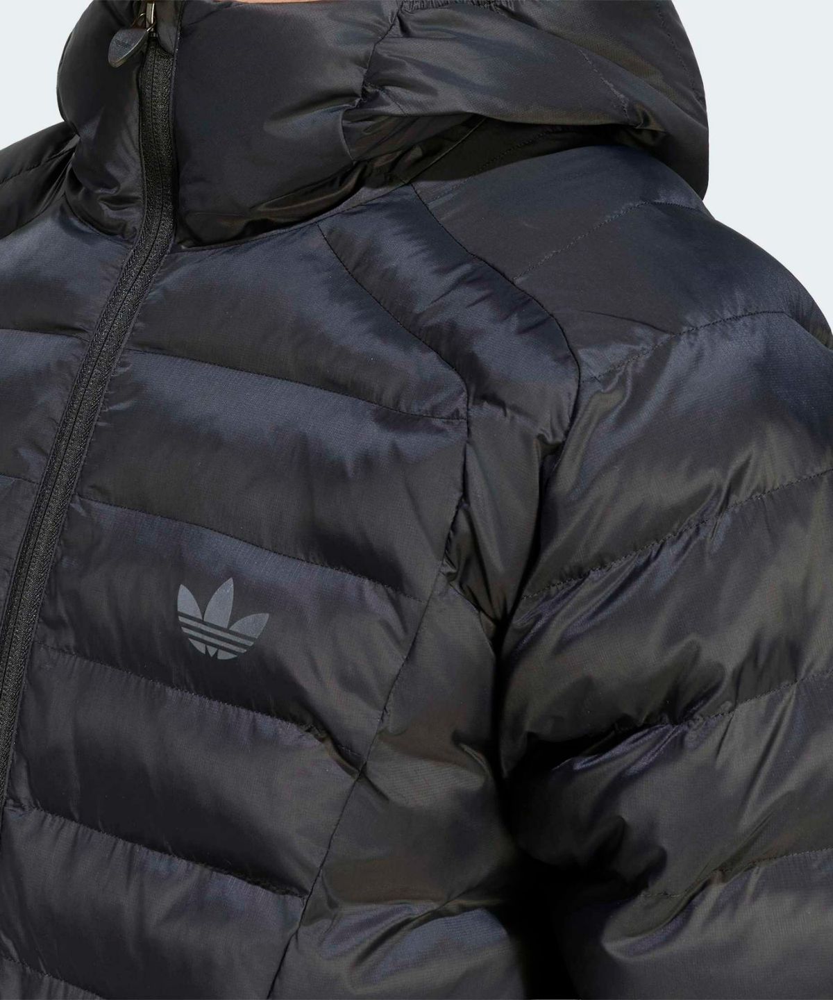 아디다스(ADIDAS) 팀가이스트 경량 패딩 - 블랙 / KR7208