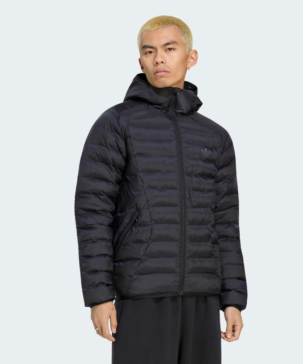 아디다스(ADIDAS) 팀가이스트 경량 패딩 - 블랙 / KR7208