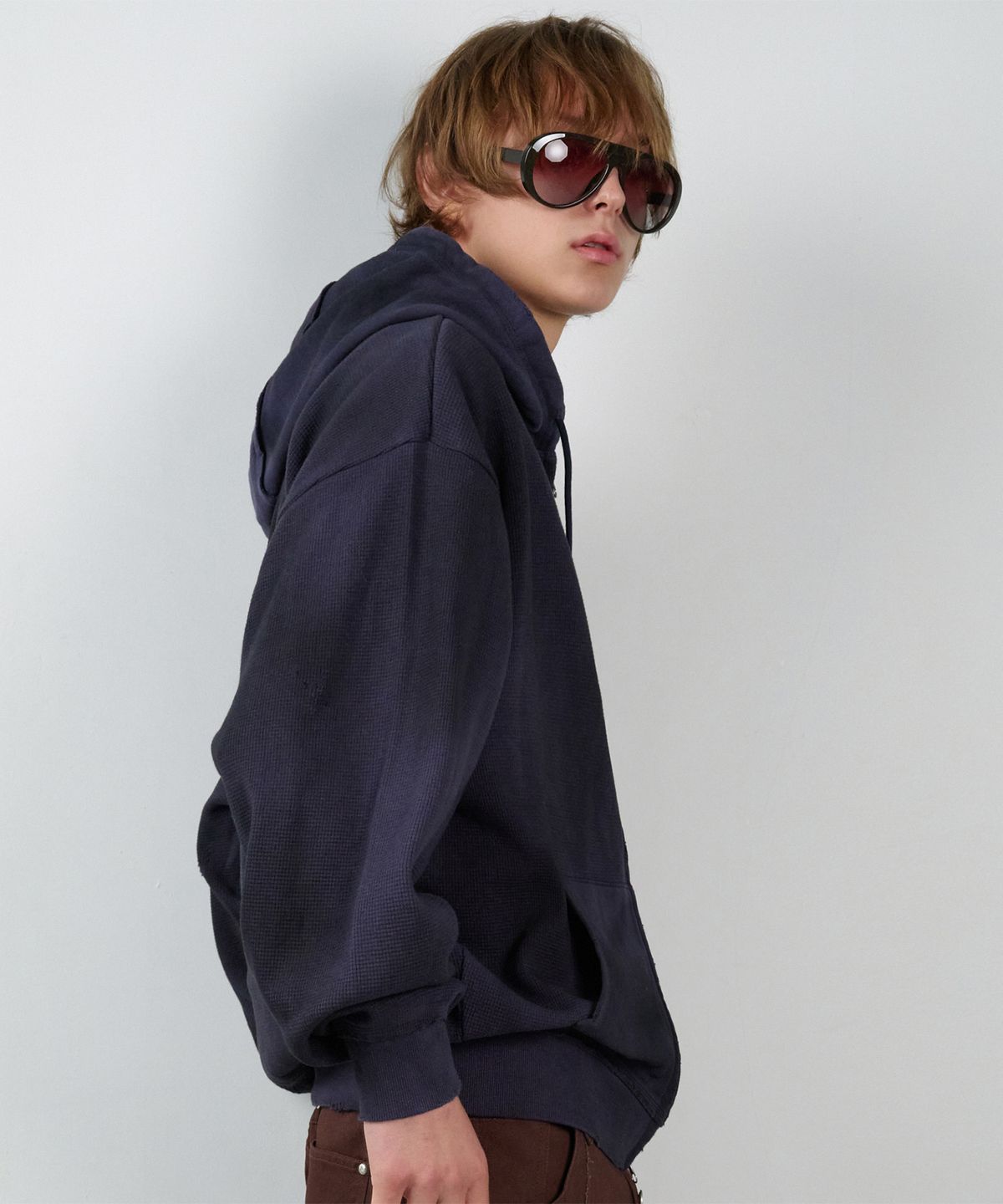 더바이닐하우스(THEVINYLHOUSE) WAFFLE MIXED HOODIE ZIP-UP NAVY