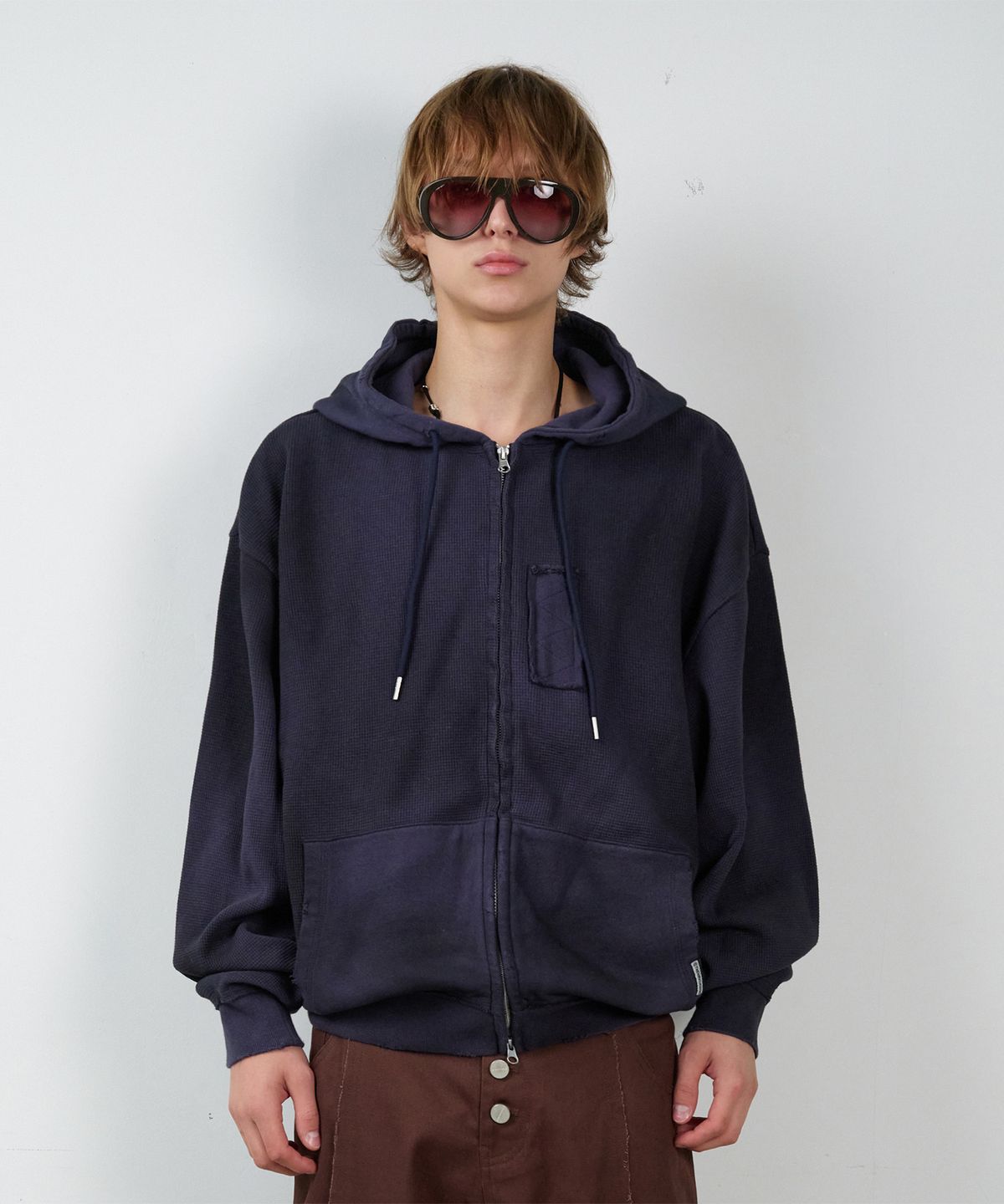 더바이닐하우스(THEVINYLHOUSE) WAFFLE MIXED HOODIE ZIP-UP NAVY