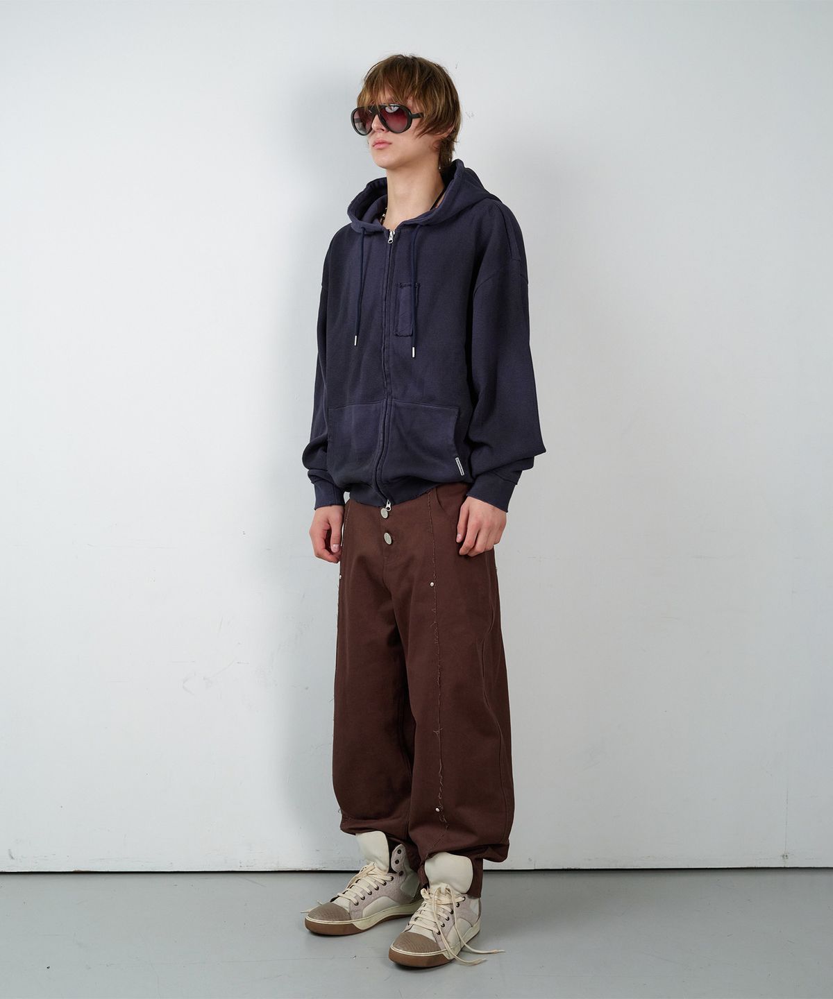 더바이닐하우스(THEVINYLHOUSE) WAFFLE MIXED HOODIE ZIP-UP NAVY