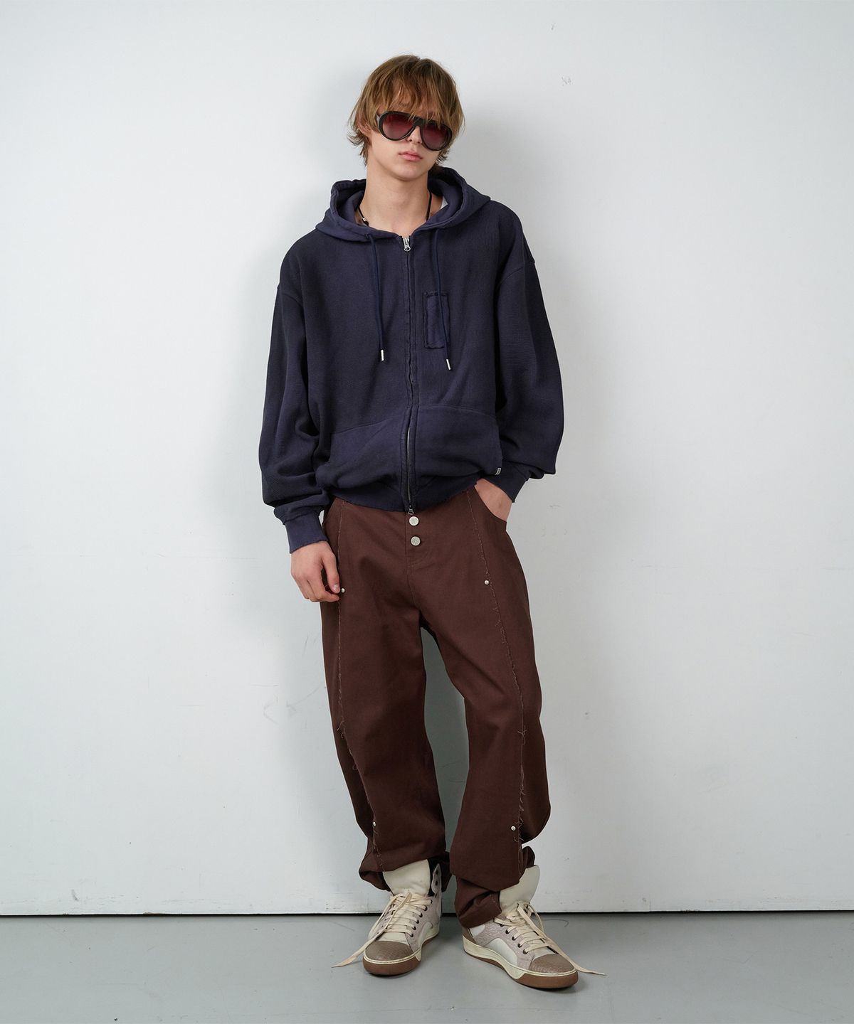 더바이닐하우스(THEVINYLHOUSE) WAFFLE MIXED HOODIE ZIP-UP NAVY