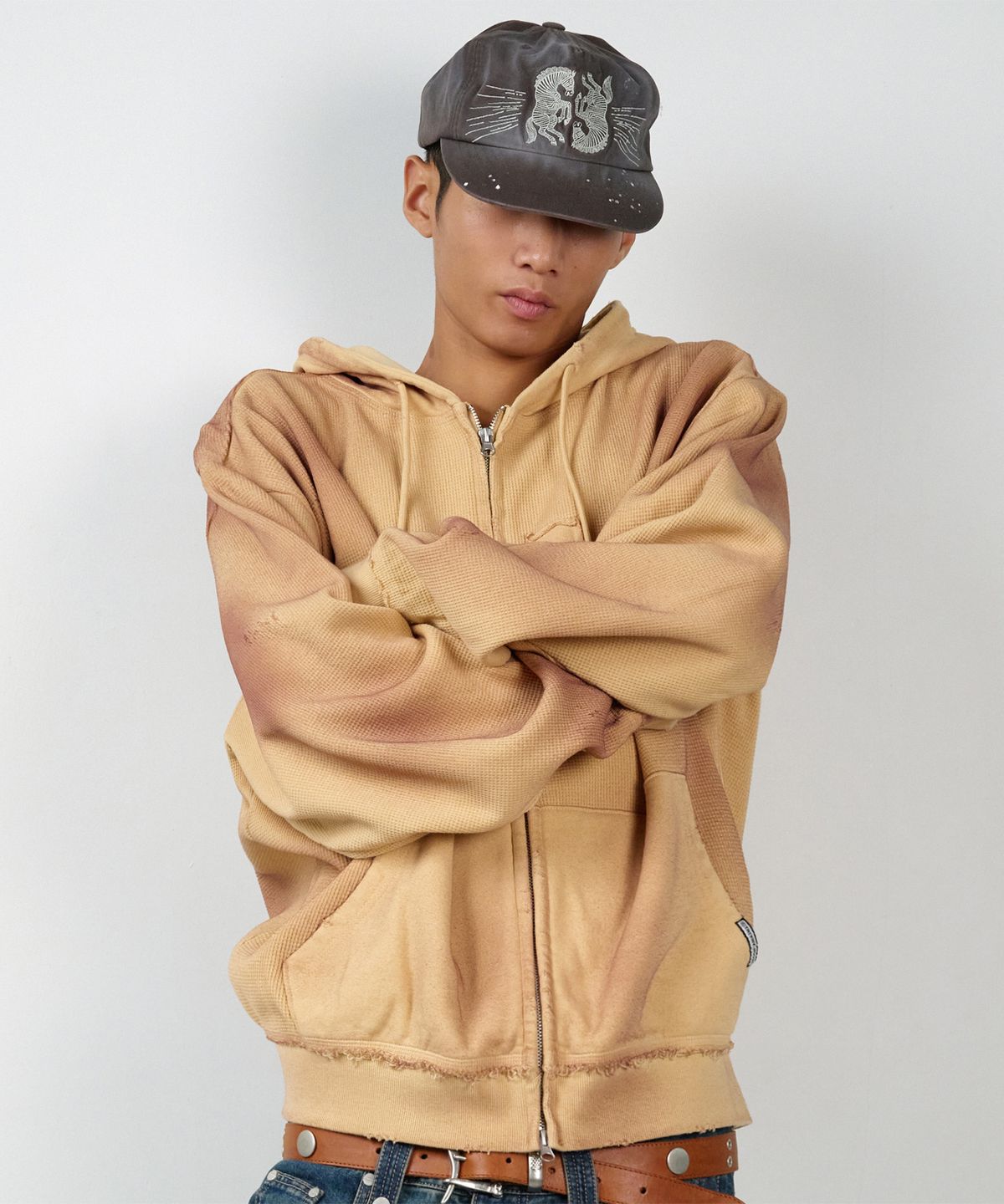 더바이닐하우스(THEVINYLHOUSE) WAFFLE MIXED HOODIE ZIP-UP SAND