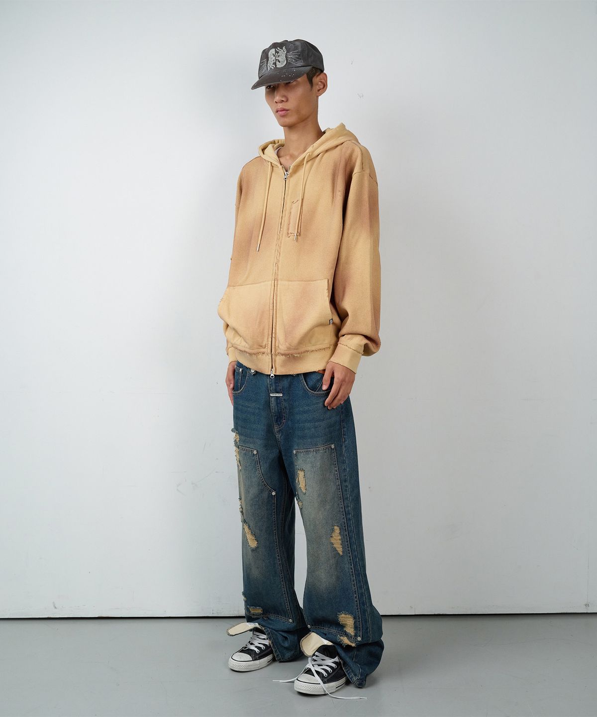 더바이닐하우스(THEVINYLHOUSE) WAFFLE MIXED HOODIE ZIP-UP SAND