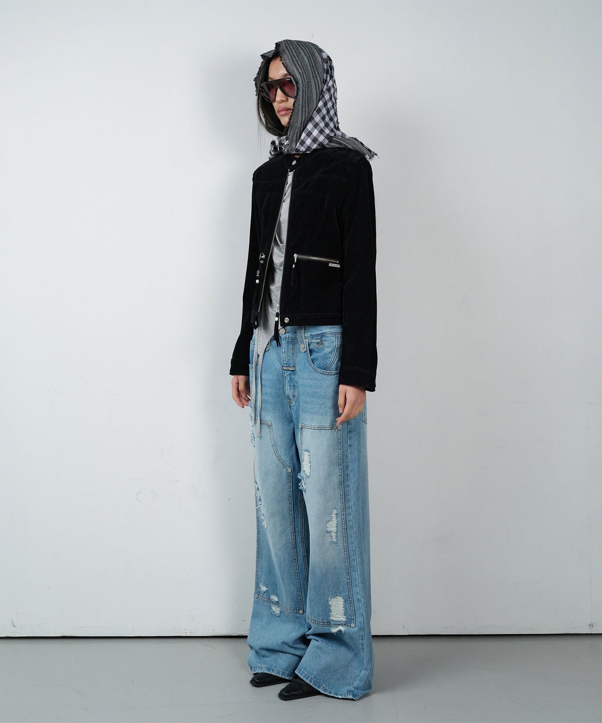 더바이닐하우스(THEVINYLHOUSE) NON COLLAR SUEDE JACKET(W) BLACK
