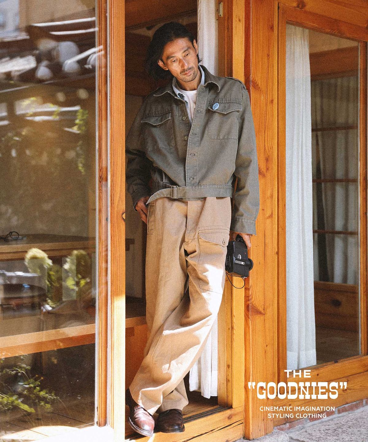 굿니스(GOODNIES) 50s British Army Trousers. Khaki Sand