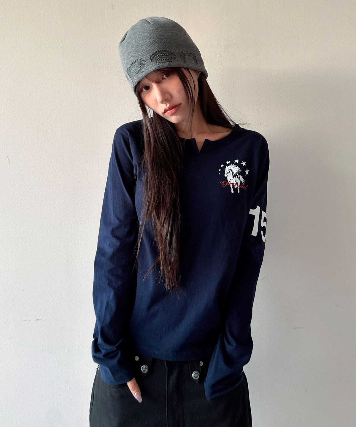 오픈야드(오와이)(OPENYARD(OY)) SLIT NECK HORSE L/S TEE - NAVY