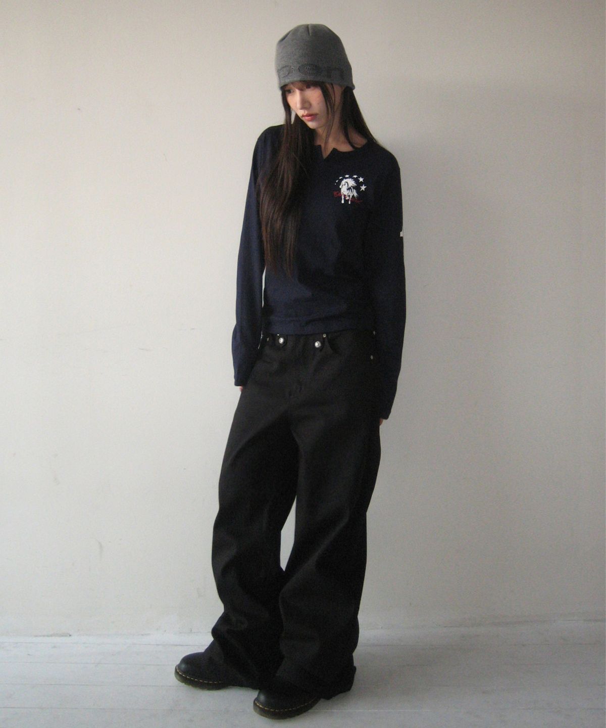 오픈야드(오와이)(OPENYARD(OY)) SLIT NECK HORSE L/S TEE - NAVY