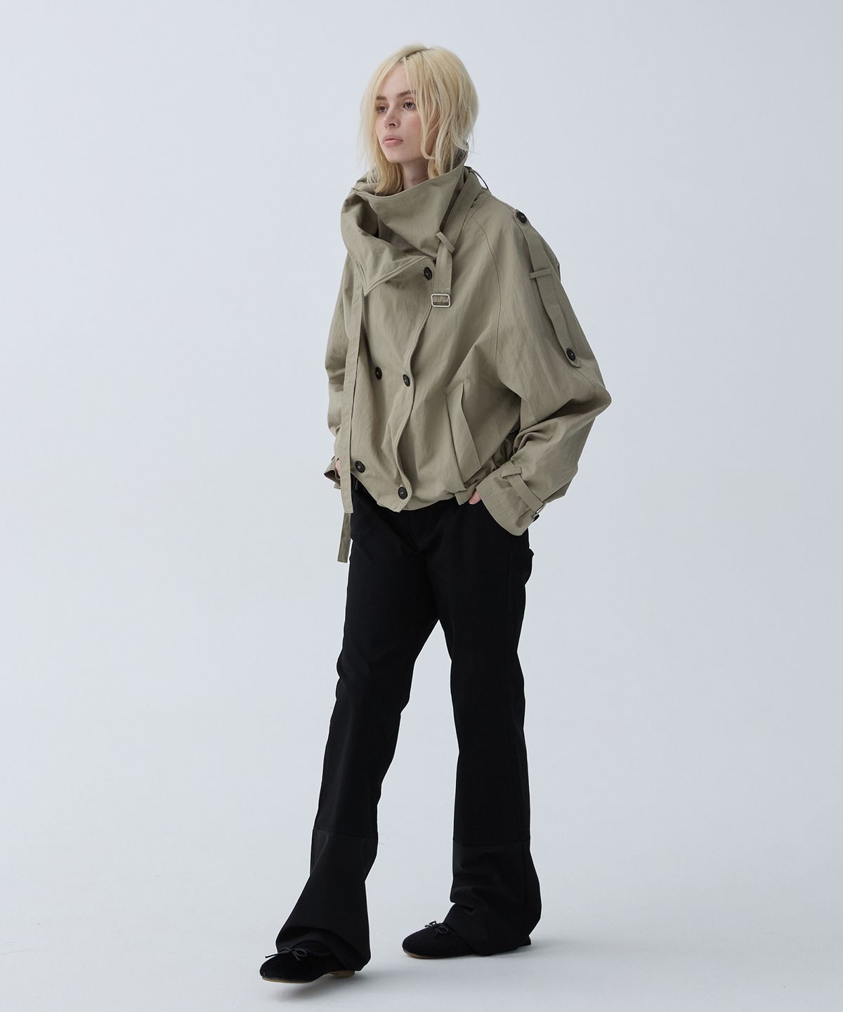 아크무어(ARCMOOR) 뎁스 볼륨 카라 자켓 [Beige]