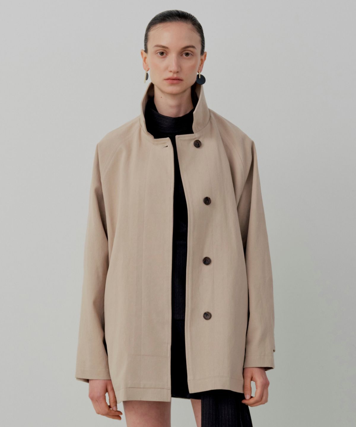 르세지엠(LESEIZEME) Classic Twill Raglan Half Coat - Beige