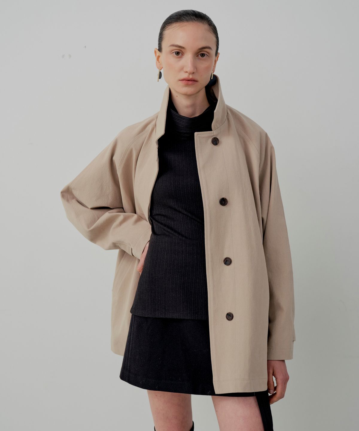르세지엠(LESEIZEME) Classic Twill Raglan Half Coat - Beige