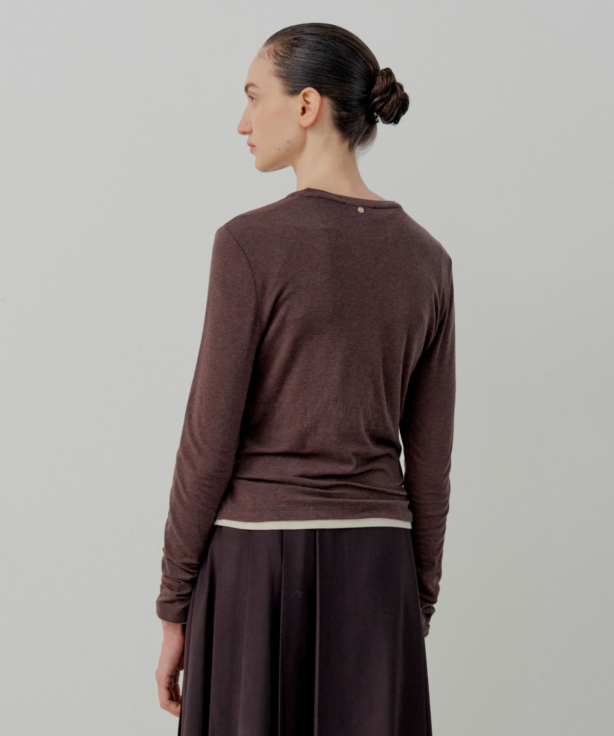 르세지엠(LESEIZEME) Basic Wool Tencel Long T-Shirt - Brown
