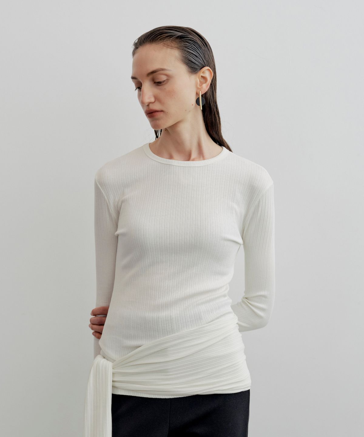 르세지엠(LESEIZEME) Soft Modal Scarf Rib T-Shirt - Ivory