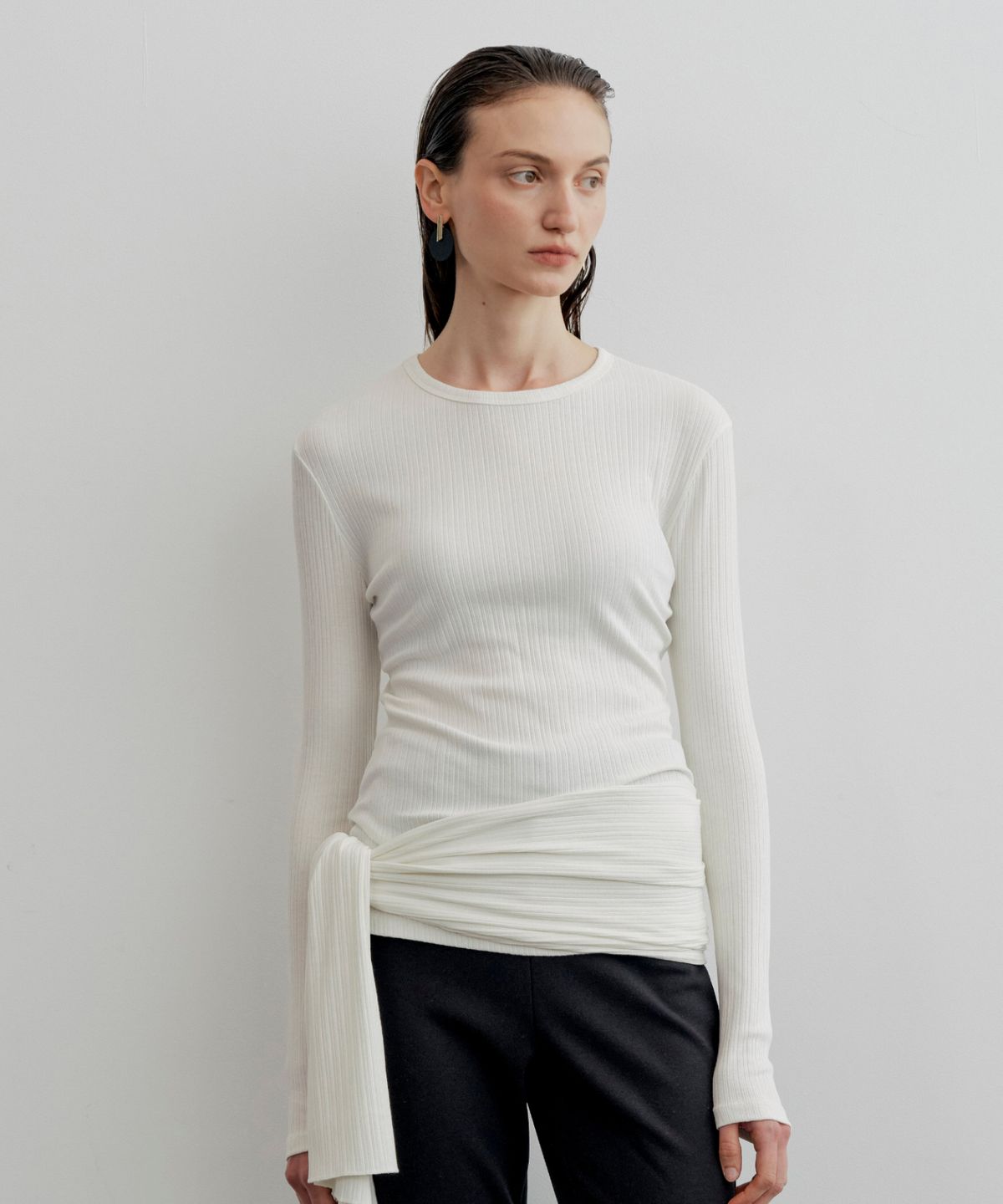 르세지엠(LESEIZEME) Soft Modal Scarf Rib T-Shirt - Ivory