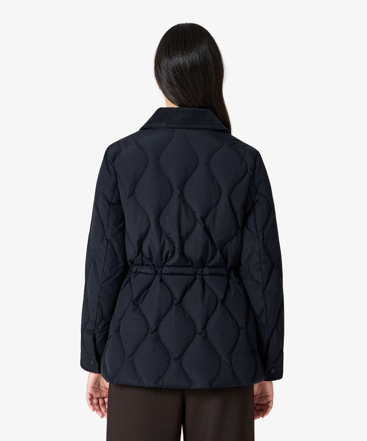 라코스테(LACOSTE) 여성 물결 퀼팅 코듀로이 카라 중힙 다운 BF536E-56N HDE