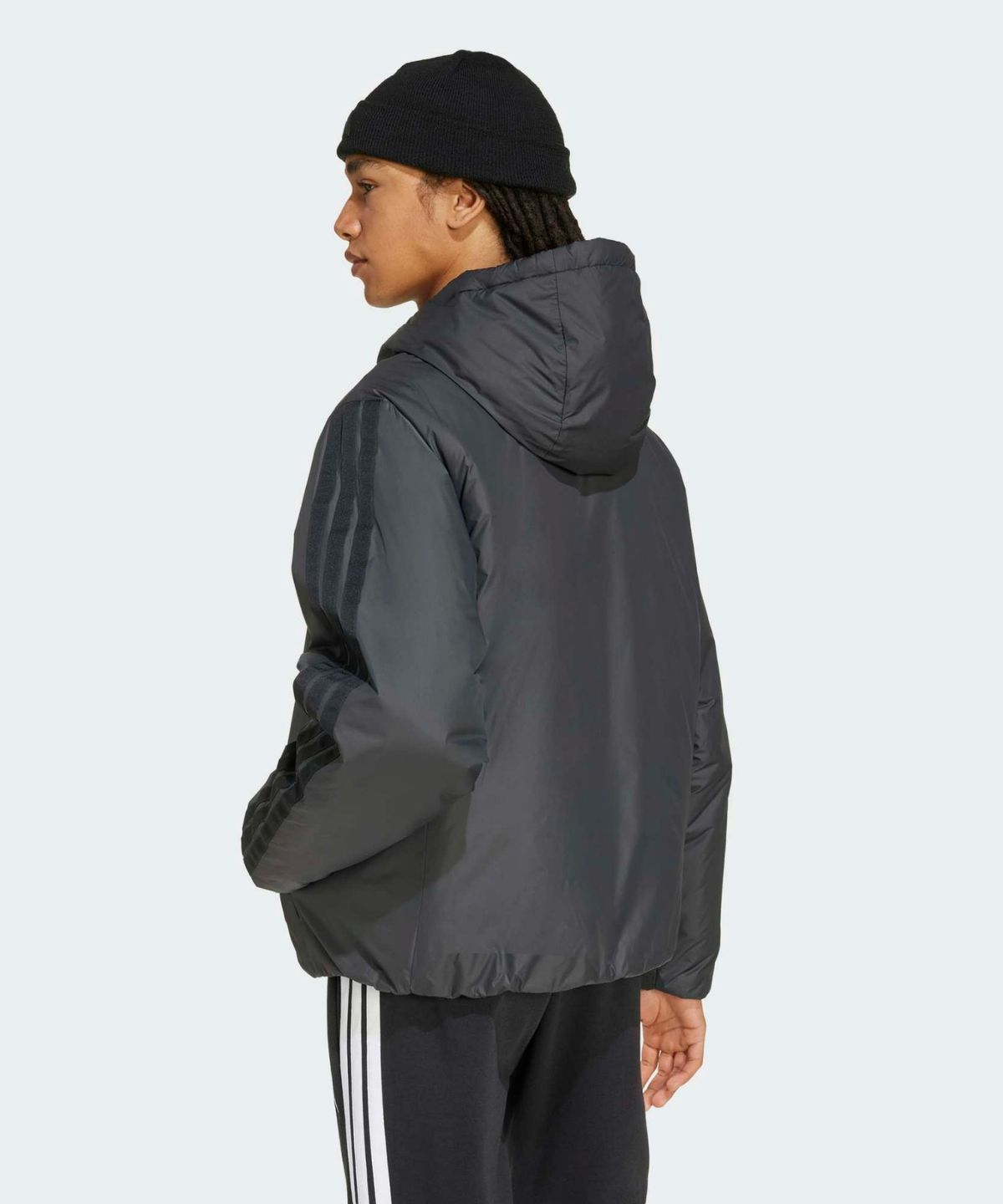 아디다스(ADIDAS) 에센셜 3S 인슐레이티드 후디 재킷 - 블랙:블랙 / KB8149