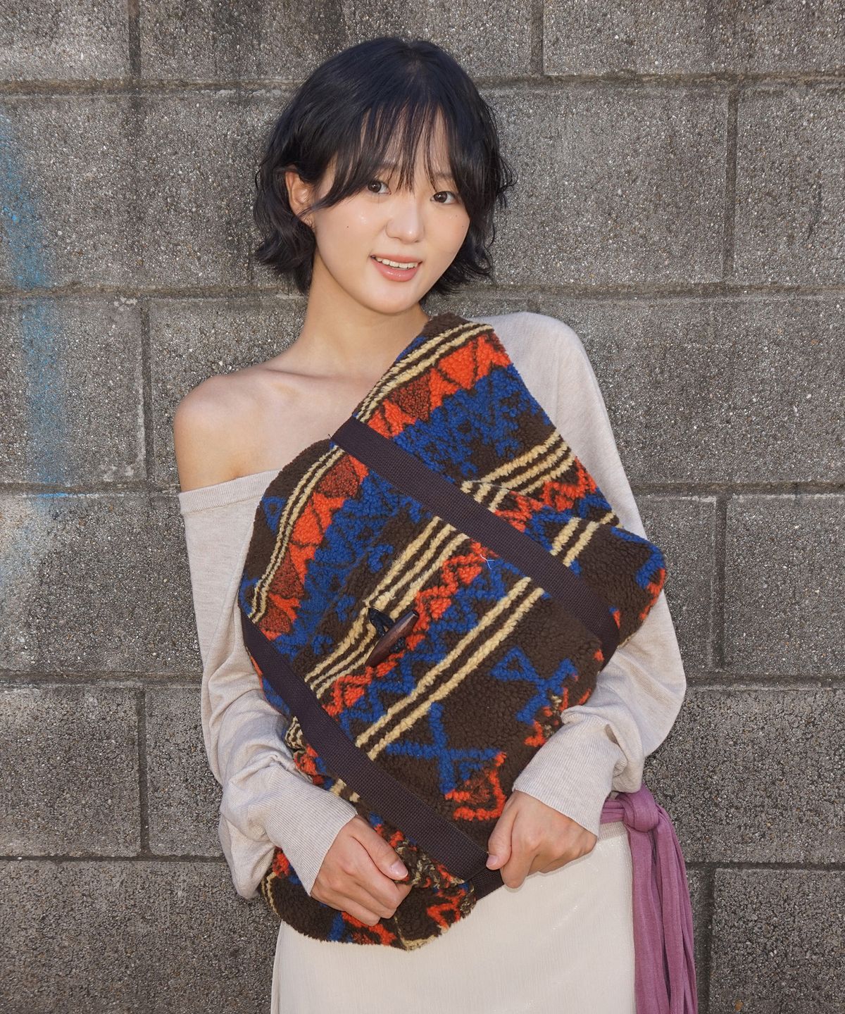 샐볼(SALBOL) FLUFFY LUZCO BAG [BROWN]