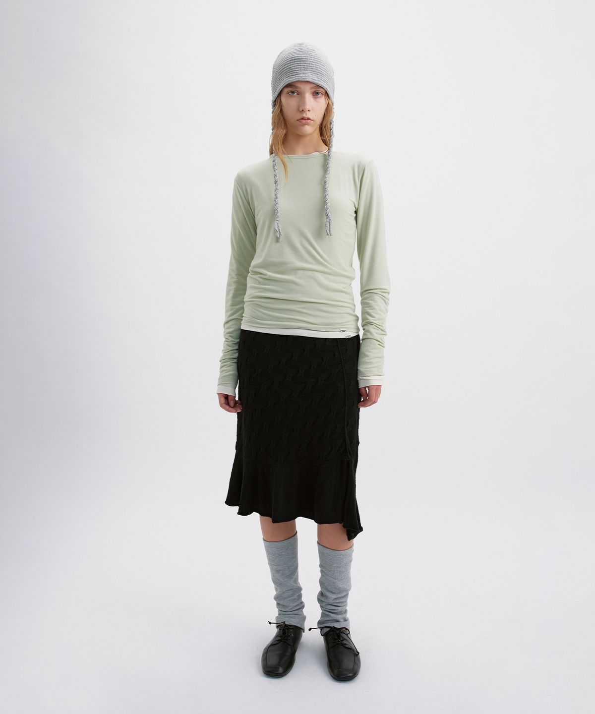 시메트릭 퍼센트(SYMMETRICPERCENT) Braided Strap Ribbed Beanie / Grey