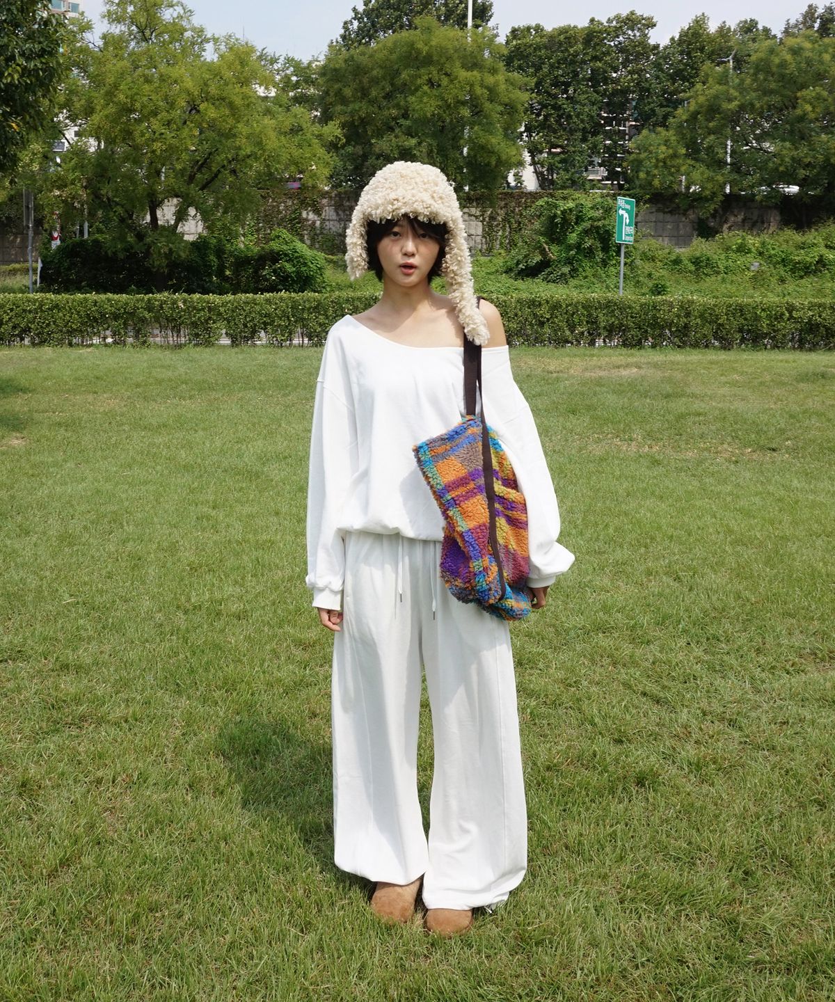 샐볼(SALBOL) FLUFFY LUZCO BAG [ORANGE PURPLE]