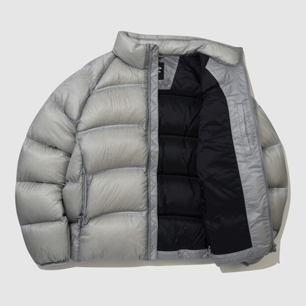 엄브로(UMBRO) 엑스레이 스탠넥 머스코비 덕 다운 자켓 라이트그레이 UR421CDJN4