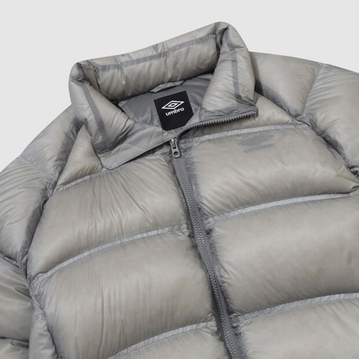 엄브로(UMBRO) 엑스레이 스탠넥 머스코비 덕 다운 자켓 라이트그레이 UR421CDJN4