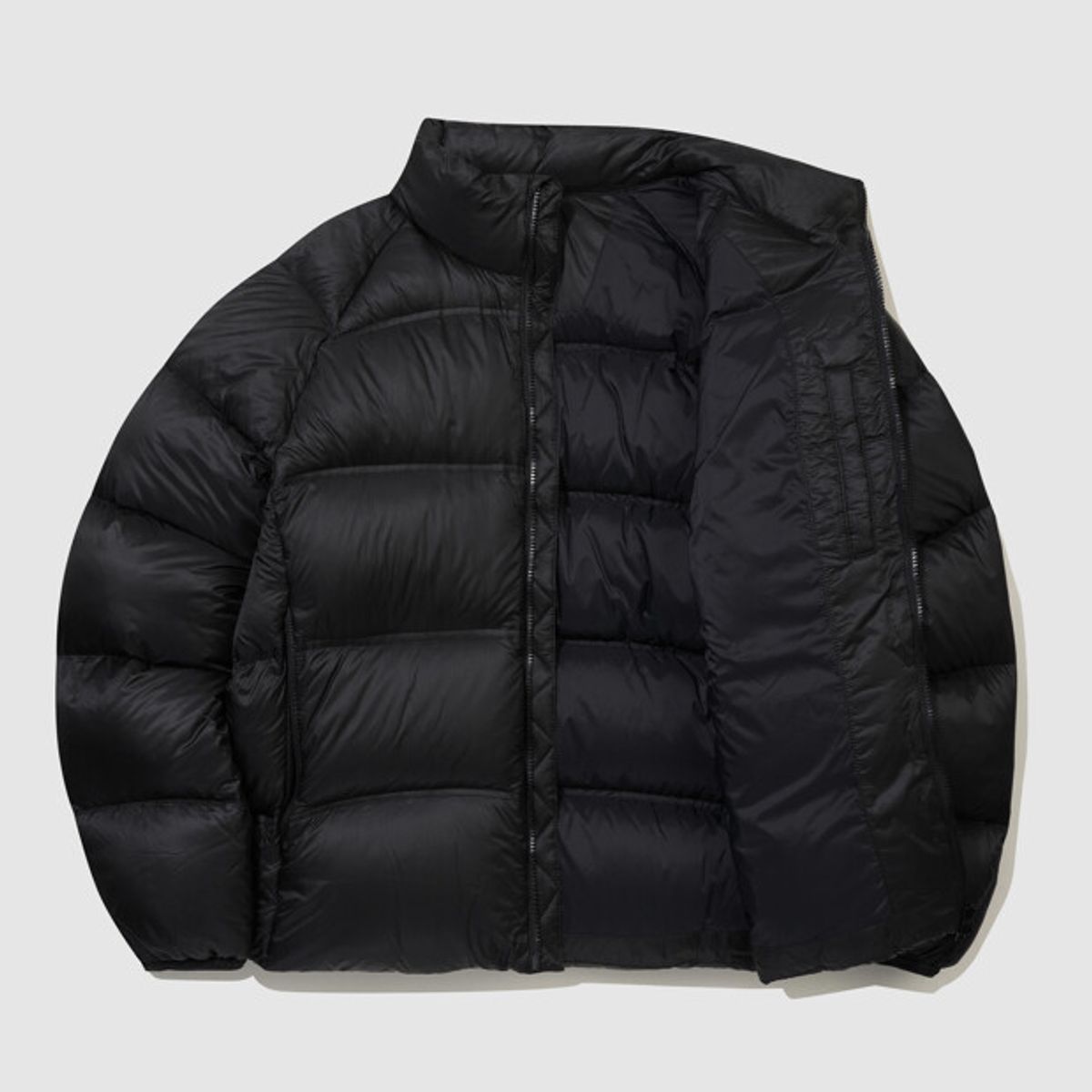 엄브로(UMBRO) 엑스레이 스탠넥 머스코비 덕 다운 자켓 블랙 UR421CDJN4