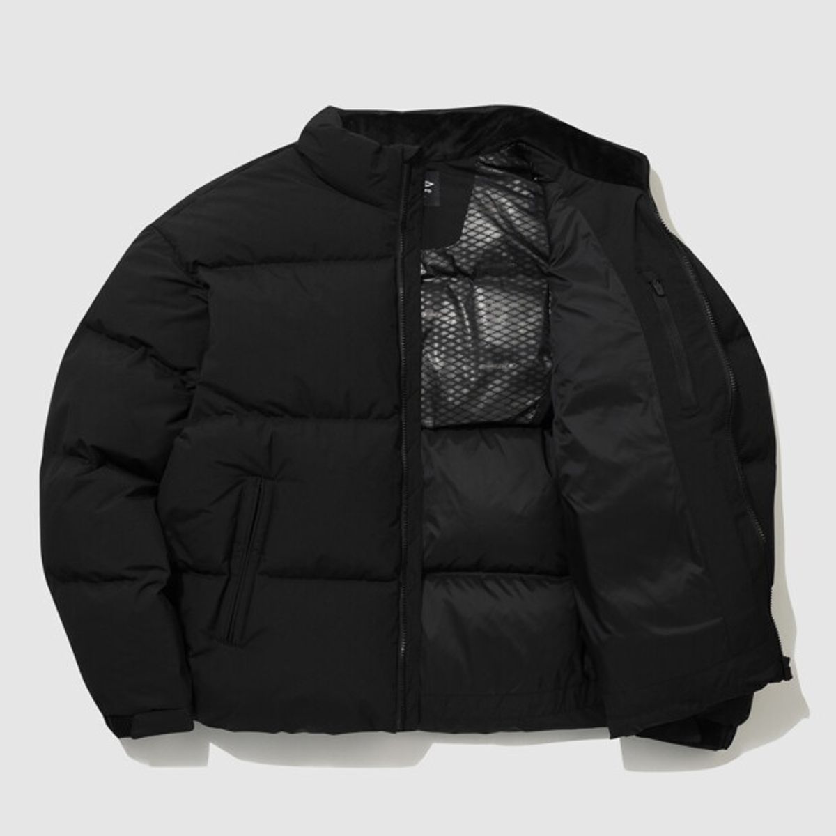 엄브로(UMBRO) 플라이트 숏 머스코비 덕 다운 자켓 블랙 UR421CDJO5