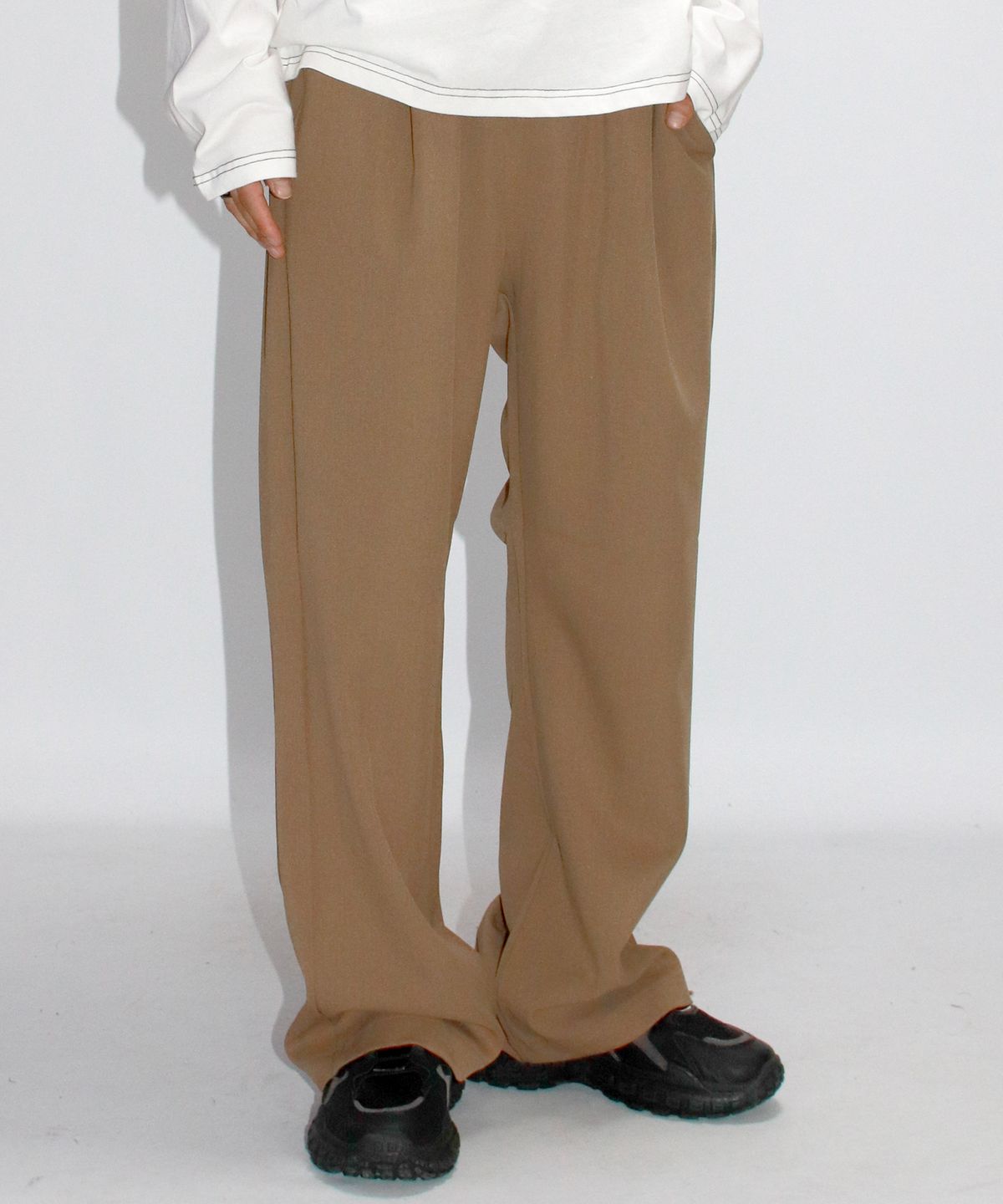 드마크(DEMARC) M solid straight-fit semi-wide pants - Camel
