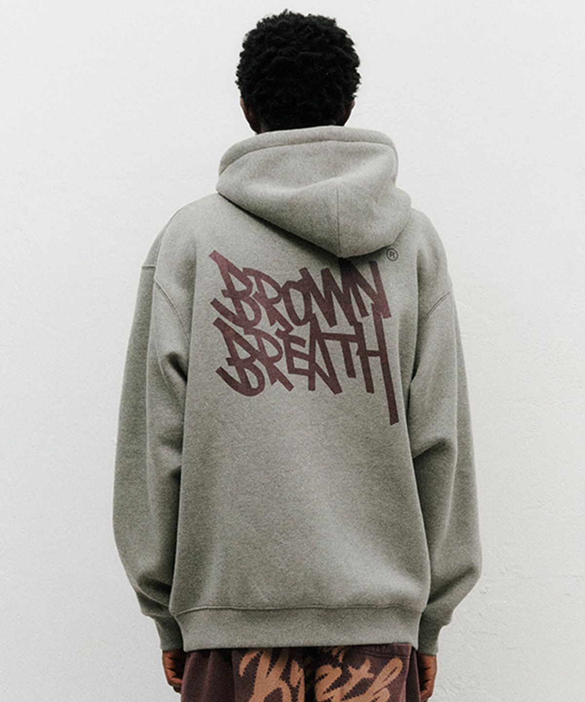 브라운브레스(BROWNBREATH) TAG HOODIE - MELANGE KHAKI