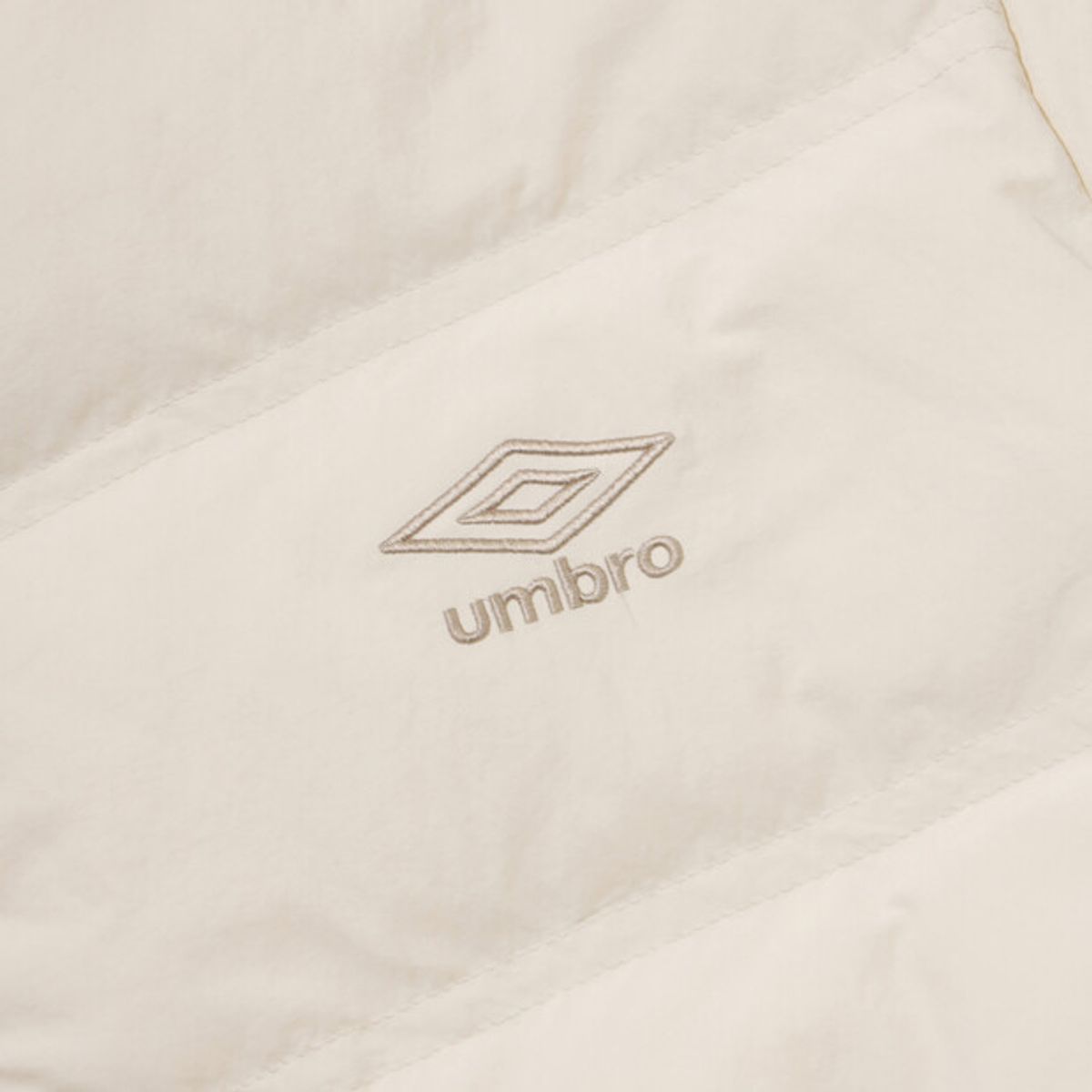 엄브로(UMBRO) 네오 라이트 경량 머스코비 덕 다운 자켓 아이보리 UR423CDJO1
