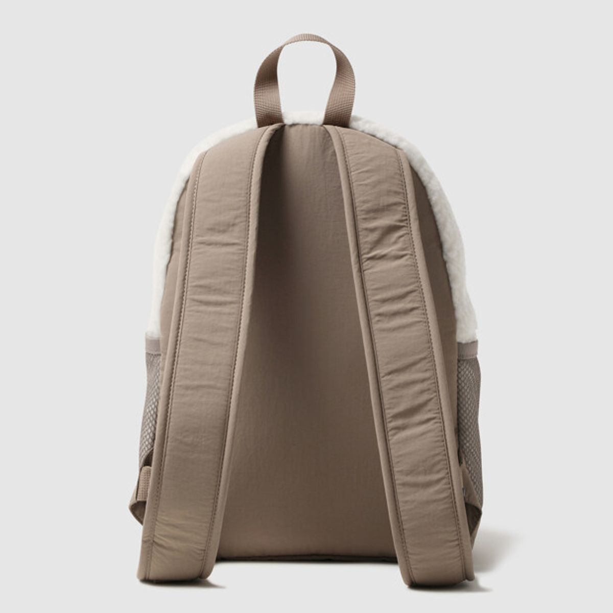 엄브로(UMBRO) 플러피 미니 백팩 (10L) 에크루 UR423CBPO3
