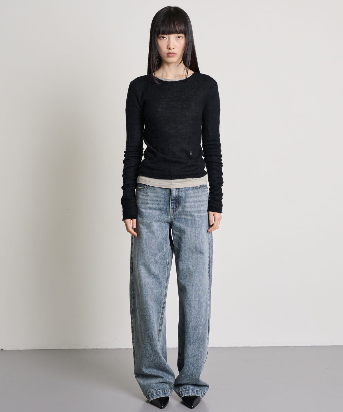 더애틋(THE AÉTUT) Buckle Detail Denim Pants_Grayish Blue